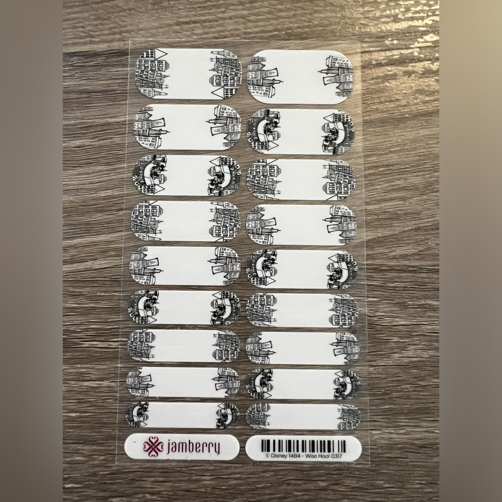 Jamberry nail wrap